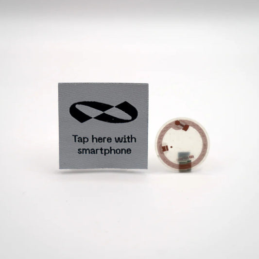 NFC-enable Woven Label (white, WITH NFC Tag)